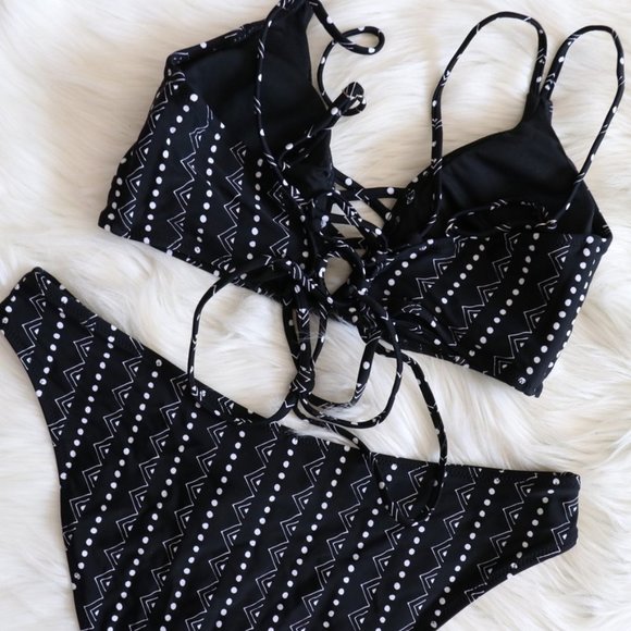 NWT Black White Bohemian Tribal Print Bikini Swim Set Size Medium - Picture 7 of 8